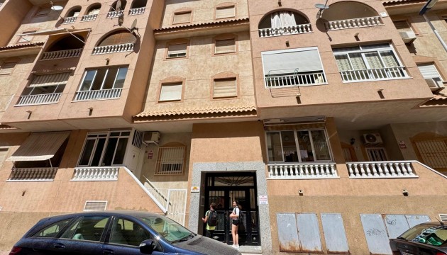 Перепродажа - Квартира - Torrevieja