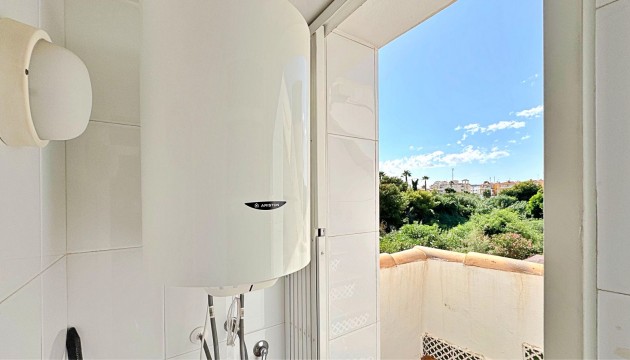 Resale - Apartment - Orihuela Costa - La Zenia