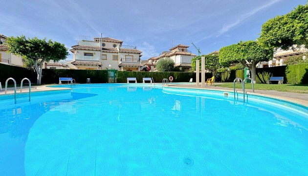 Resale - Townhouse - Orihuela Costa - Punta Prima