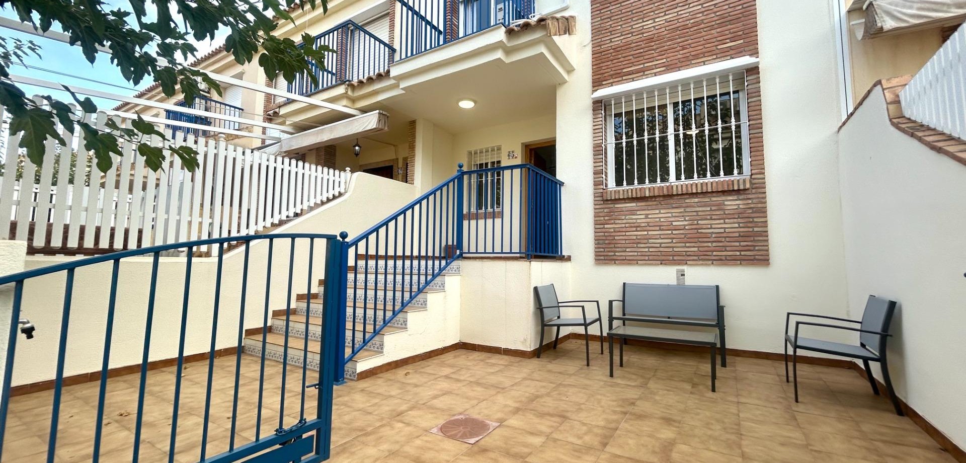 House in La Zenia - view 1