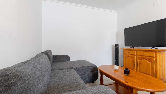 Resale - Bungalow - Torrevieja - La Siesta - El Salado -  Torreta