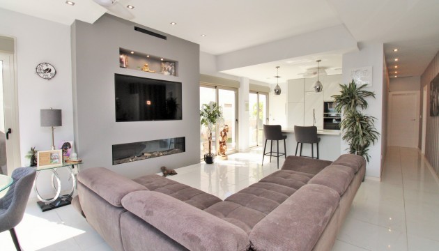 Reventa - Chalet Independiente - Orihuela Costa - Villamartín