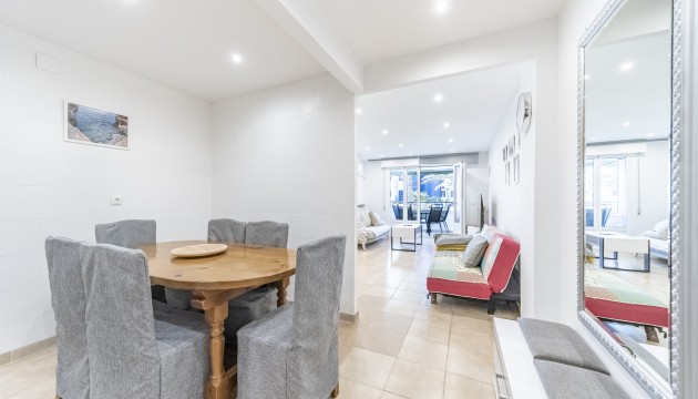 Resale - Apartment - Torrevieja - Punta Prima