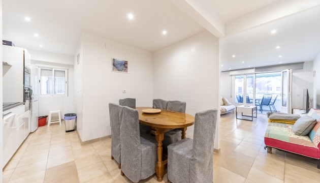 Resale - Apartment - Torrevieja - Punta Prima