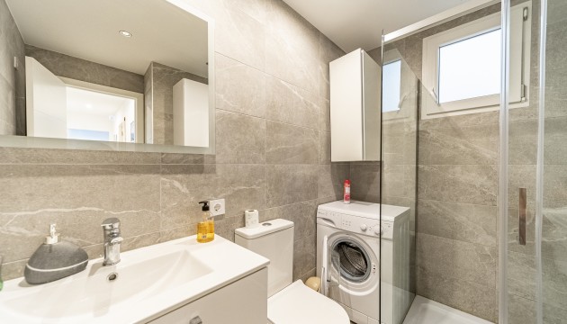 Resale - Apartment - Torrevieja - Punta Prima