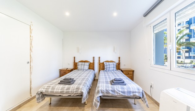 Resale - Apartment - Torrevieja - Punta Prima