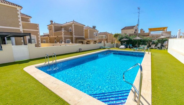Resale - Detached Villa - Orihuela - Orihuela Costa