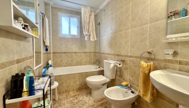 Resale - Apartment - Orihuela Costa - Punta Prima