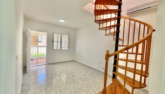 Resale - Apartment - Orihuela Costa - Playa Flamenca