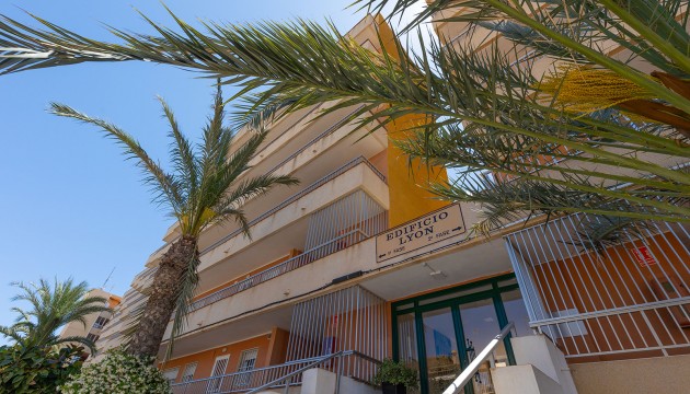 Resale - Apartment - Torrevieja - Punta Prima