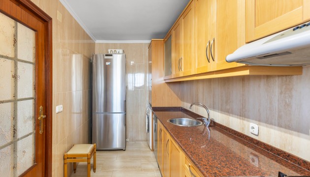 Resale - Apartment - Torrevieja - Punta Prima