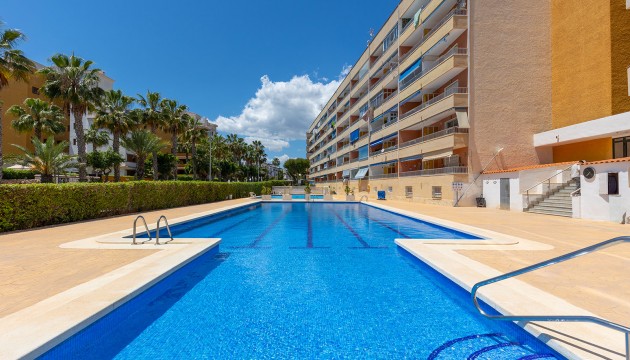 Resale - Apartment - Torrevieja - Punta Prima