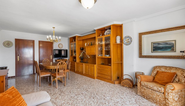 Resale - Apartment - Torrevieja - Punta Prima
