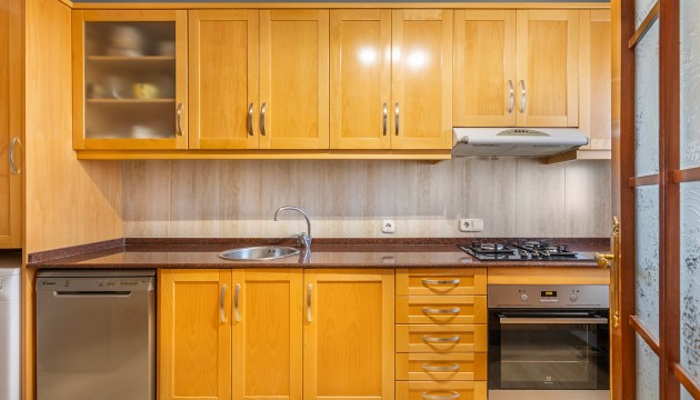 Resale - Apartment - Torrevieja - Punta Prima