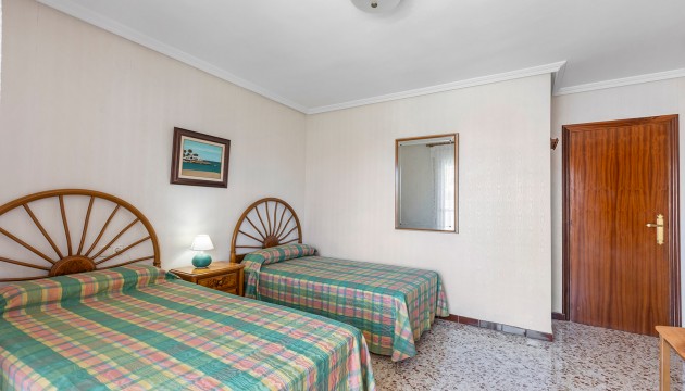 Resale - Apartment - Torrevieja - Punta Prima