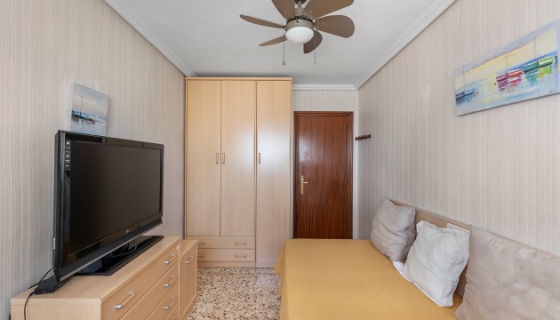Resale - Apartment - Torrevieja - Punta Prima