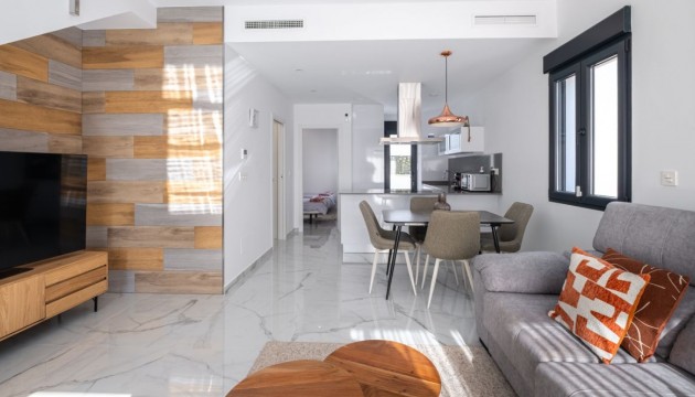 Reventa - Chalet Independiente - Torrevieja