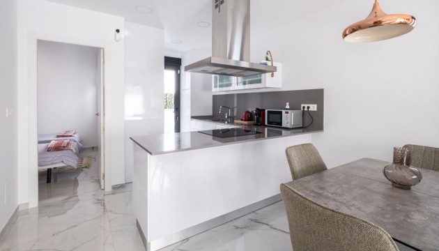 Reventa - Chalet Independiente - Torrevieja