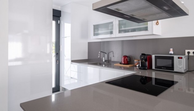 Reventa - Chalet Independiente - Torrevieja