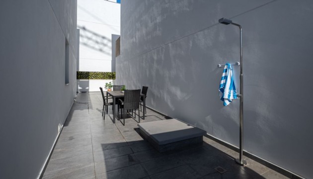 Reventa - Chalet Independiente - Torrevieja