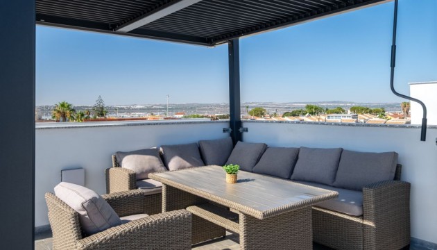 Reventa - Chalet Independiente - Torrevieja