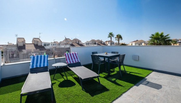 Reventa - Chalet Independiente - Torrevieja