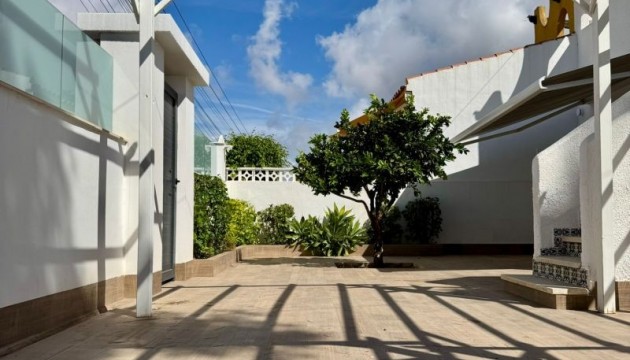 Begagnad - Fristående Villa - Torrevieja