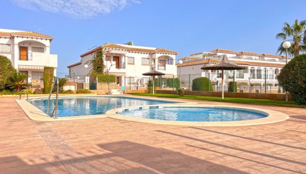 Resale - Apartment - Orihuela Costa - Punta Prima
