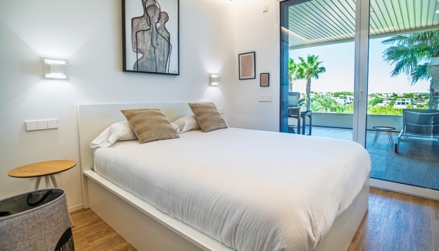 Перепродажа - Квартира - Las Colinas Golf