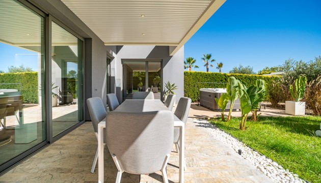 Перепродажа - Квартира - Las Colinas Golf