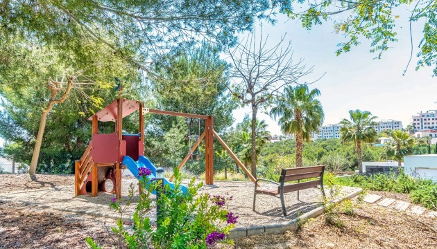 Resale - Apartment - Orihuela Costa - Las Colinas Golf