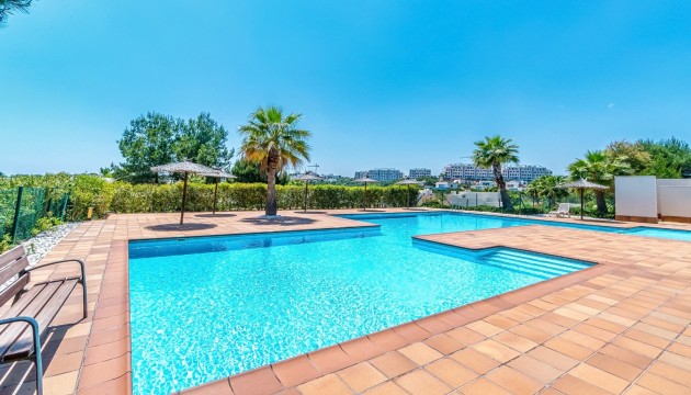 Resale - Apartment - Orihuela Costa - Las Colinas Golf