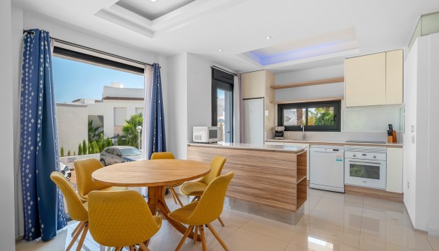 Wiederverkauf - Semi Detached Villa - Ciudad Quesada