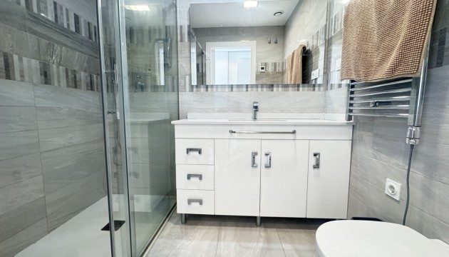 Resale - Apartment - Orihuela Costa - Punta Prima