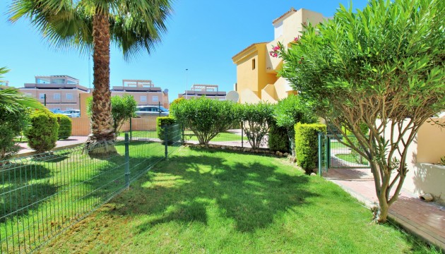 Resale - Apartment - Orihuela Costa - Punta Prima