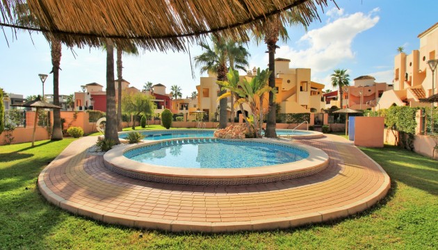 Resale - Apartment - Orihuela Costa - Punta Prima