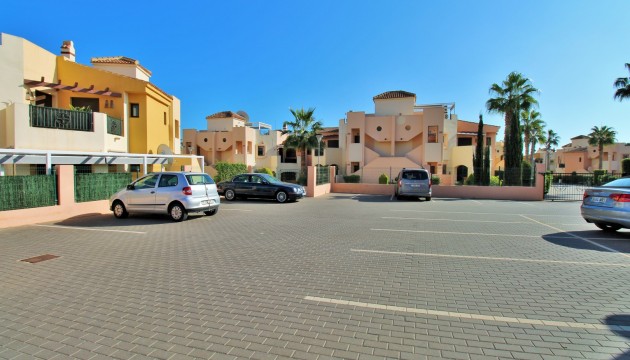Resale - Apartment - Orihuela Costa - Punta Prima
