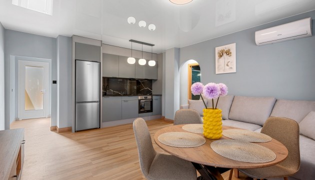 Resale - Apartment - San Miguel de Salinas - Orihuela Costa