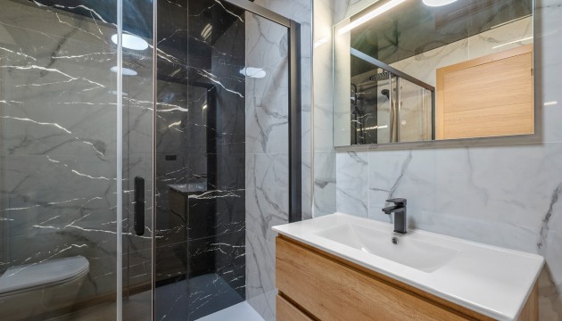 Resale - Apartment - San Miguel de Salinas - Orihuela Costa