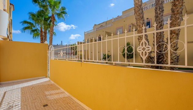 Resale - Apartment - San Miguel de Salinas - Orihuela Costa