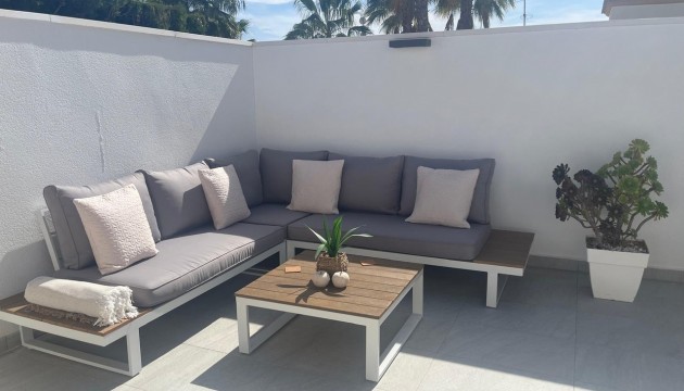 Resale - Detached Villa - Orihuela Costa - Villamartín