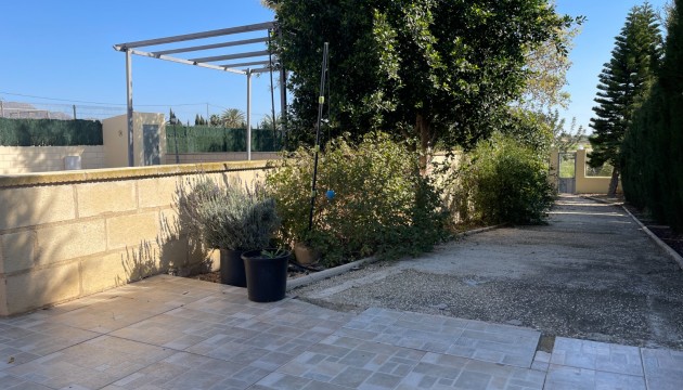 Herverkoop - Detached Villa - Albatera