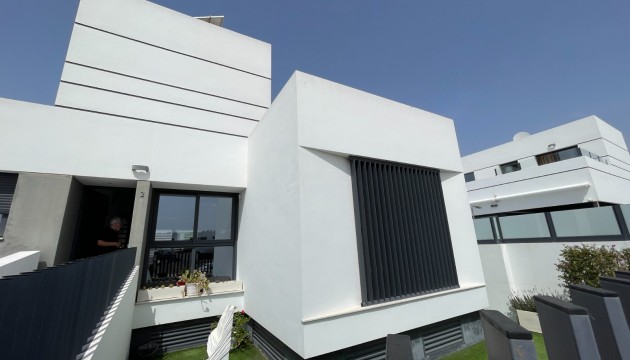 Resale - Townhouse - Dolores - Alicante