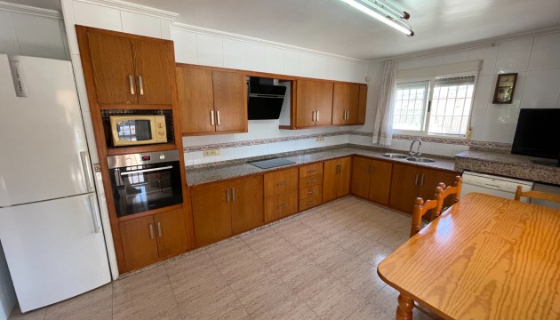 Herverkoop - Detached Villa - Crevillente