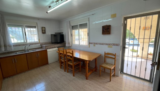 Herverkoop - Detached Villa - Crevillente