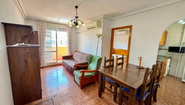 Перепродажа - Квартира - Torrevieja