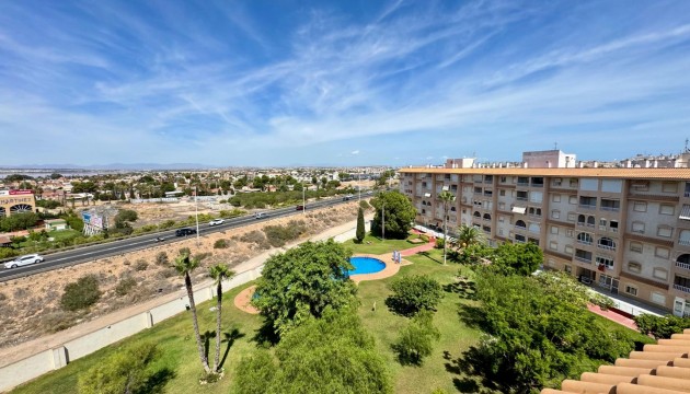 Перепродажа - Квартира - Torrevieja