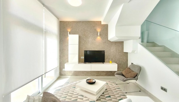 Перепродажа - отдельная вилла - Rojales