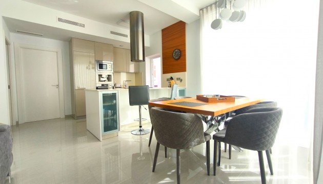 Перепродажа - отдельная вилла - Rojales