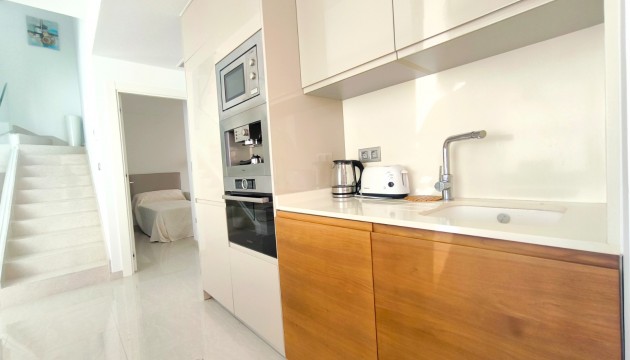 Перепродажа - отдельная вилла - Rojales